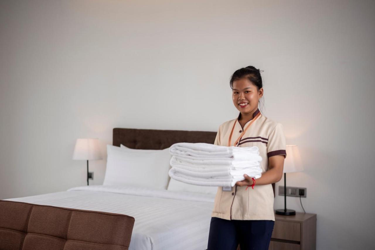 105 And 4* Phnom Penh